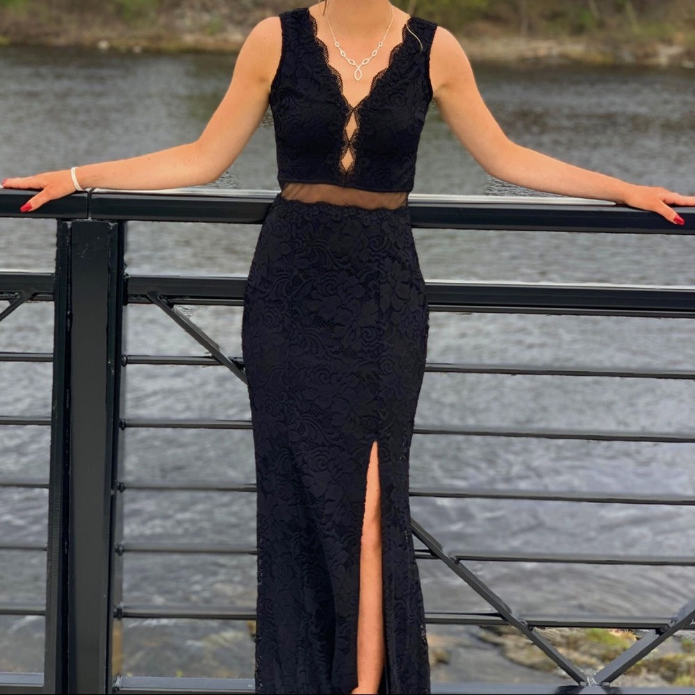 Black lace prom dress